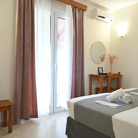 Gina Apartamento Benitses (Corfu)