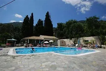 Gina * Benitses (Corfu)