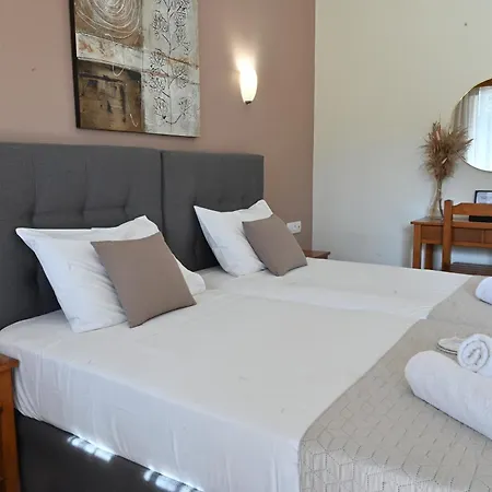 Gina Benitses (Corfu)