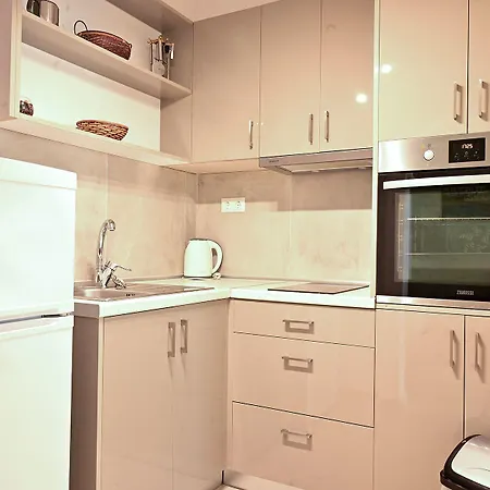 Appartement Gina Benitses (Corfu)